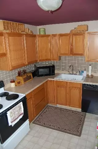 2307 E Sharp, Spokane, WA 99202 photo 3