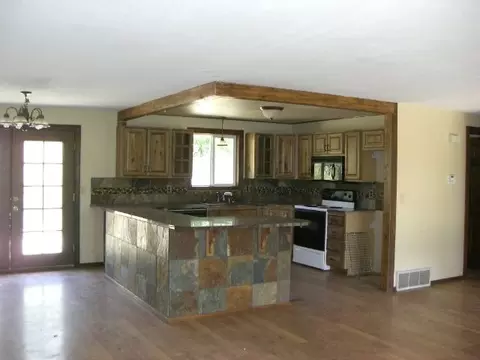 12421 E Moffat Rd, Spokane, WA 99217 photo 3