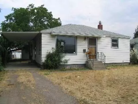 2003 E Rowan Ave, Spokane, WA 99207 photo 1