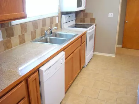10921 E 7th Ave, Spokane Valley, WA 99206 photo 3