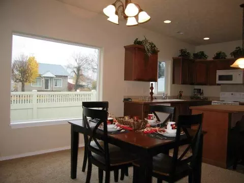 10211 E 6th Ave, Spokane Valley, WA 99206 photo 3