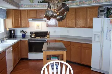 11016 E 8th Ave, Spokane Valley, WA 99206 photo 2
