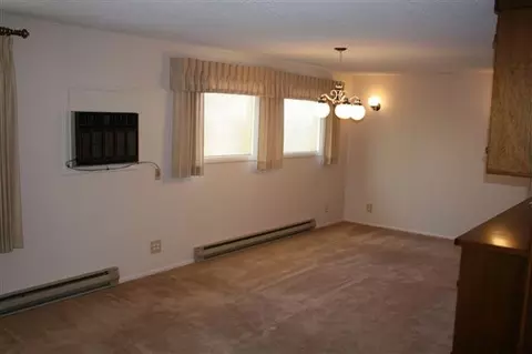 5732 N E St, Spokane, WA 99205 photo 3