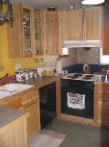 12818 E 29th Ave, Spokane Valley, WA 99216 photo 2
