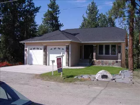 3217 E 10, Spokane, WA 99202 photo 1