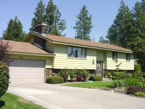 2427 E 40th Ave, Spokane, WA 99223 photo 1