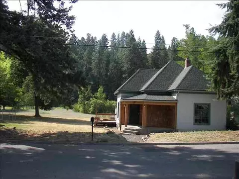 2614 E 8th, Spokane, WA 99202 photo 1