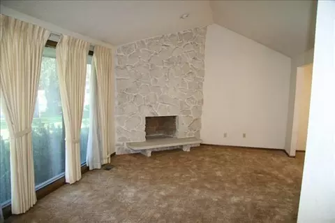 1005 E Glencrest Dr, Spokane, WA 99208 photo 3
