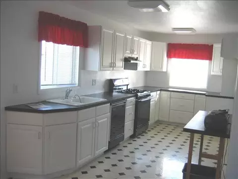 6814 E 9th, Spokane Valley, WA 99212 photo 3