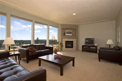 818 E Tudor Ct, Spokane, WA 99208 photo 2