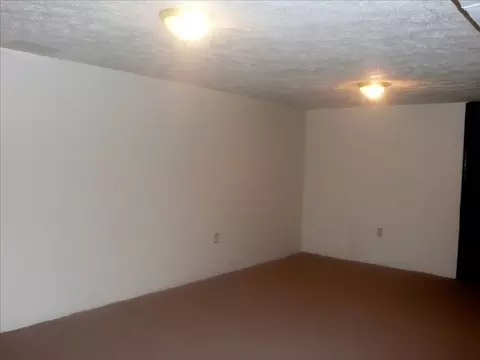 517 E Longfellow Ave, Spokane, WA 99207 photo 6