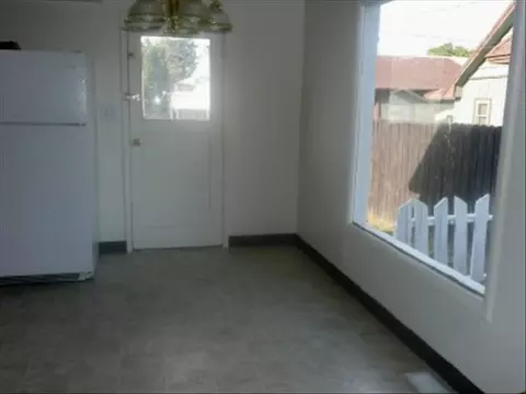 517 E Longfellow Ave, Spokane, WA 99207 photo 3