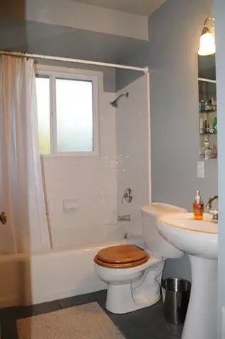 1004 E 38th Ave, Spokane, WA 99203 photo 6