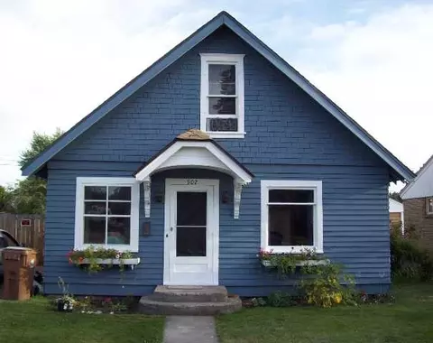902 E Hoffman, Spokane, WA 99207 photo 1