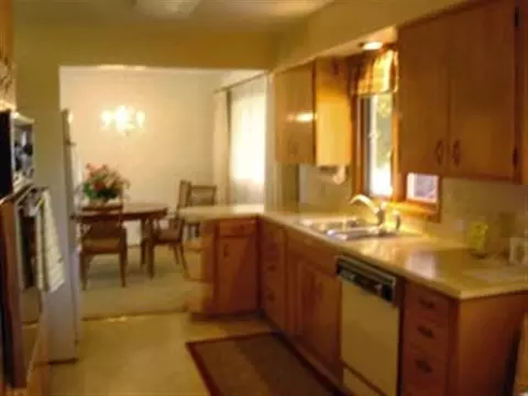 13405 E 10th Ave, Spokane Valley, WA 99216 photo 4