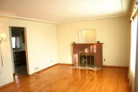2217 E Rowan Ave, Spokane, WA 99207 photo 2