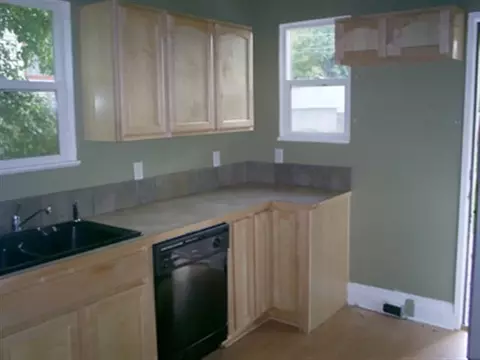 528 E 8th Ave, Spokane, WA 99202 photo 5