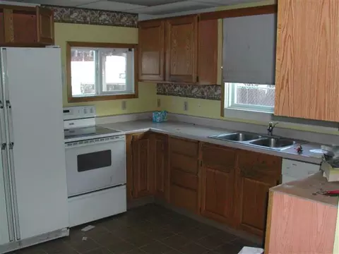 2321 E Queen, Spokane, WA 99207 photo 2