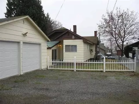 203 E Dalton Ave, Spokane, WA 99207 photo 9