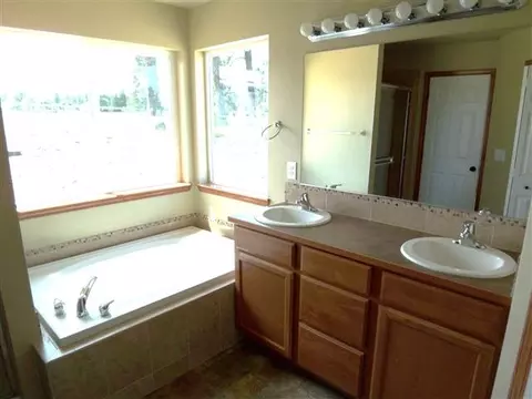 818 E Cooper Ln, Colbert, WA 99005 photo 5