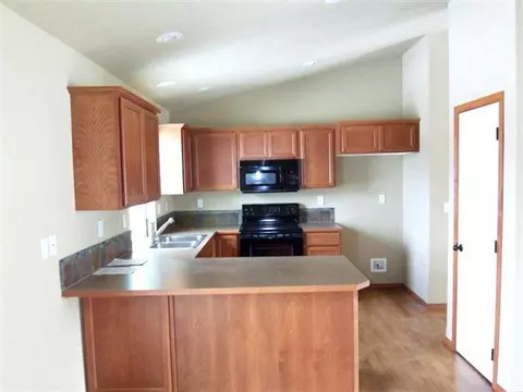 903 E Cooper, Colbert, WA 99005 photo 4