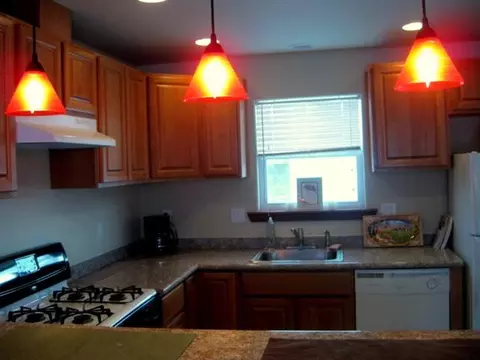 128 E Sanson, Spokane, WA 99207 photo 2