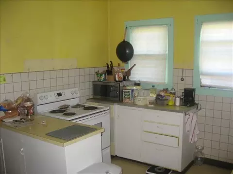 1024 E Augusta, Spokane, WA 99207 photo 3
