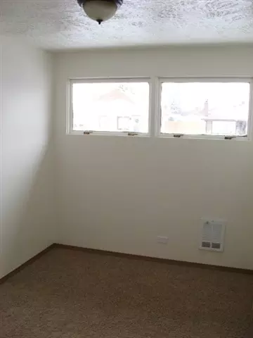 817 E Hoffman Ave, Spokane, WA 99207 photo 7