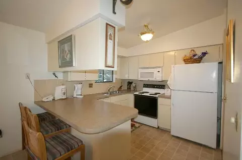 925 E Pinecone Ct, Spokane, WA 99208 photo 3