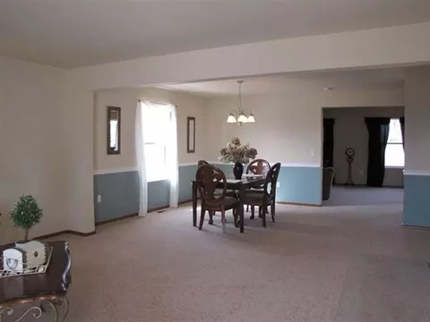 8701 N Cherry Ln, Spokane, WA 99208 photo 3