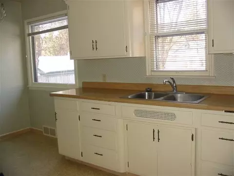 1203 E 33rd, Spokane, WA 99203 photo 3