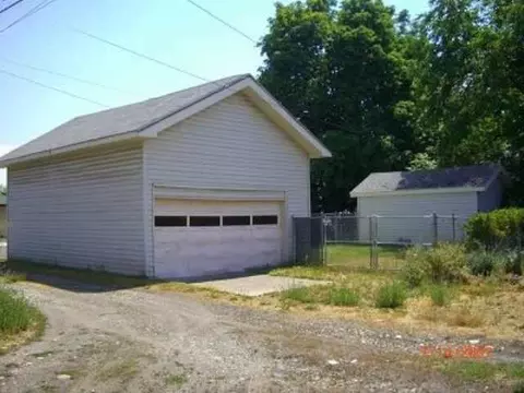 2627 E Pacific, Spokane, WA 99202 photo 6
