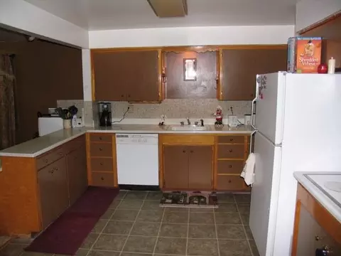 1925 E Joseph, Spokane, WA 99208 photo 4