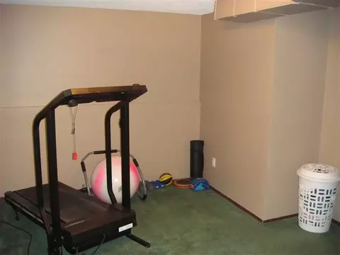 703 E Sierra Ave, Spokane, WA 99208 photo 8