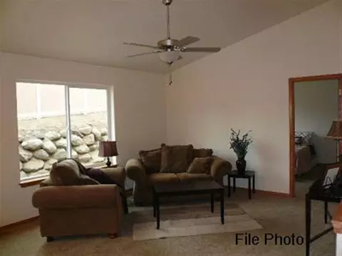 729 E Silver Pine Rd, Colbert, WA 99005 photo 3