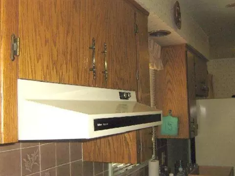 1028 E 37th Ave, Spokane, WA 99203 photo 5