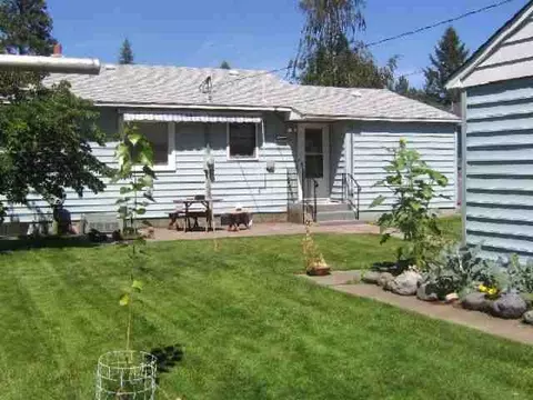 1028 E 37th Ave, Spokane, WA 99203 photo 8