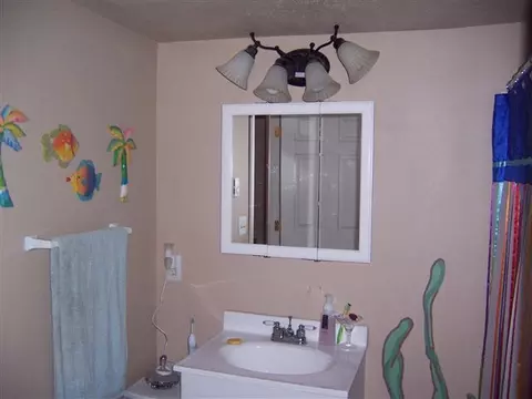 823 E Hoffman, Spokane, WA 99207 photo 6