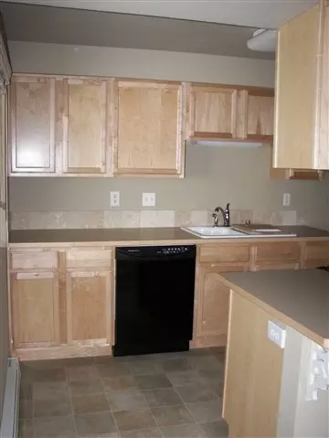 210 E Weile UNIT 4, Spokane, WA 99208 photo 6