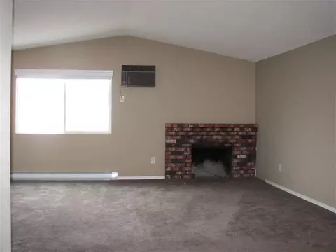 210 E Weile UNIT 4, Spokane, WA 99208 photo 8