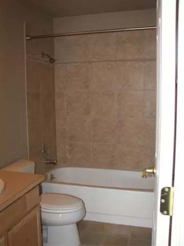 210 E Weile UNIT 4, Spokane, WA 99208 photo 7