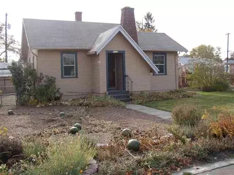 1012 E Longfellow, Spokane, WA 99207 photo 1