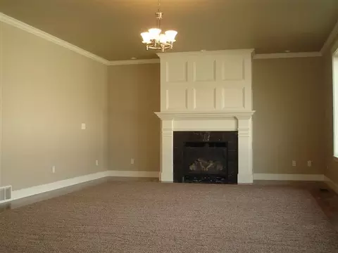 19326 E 4th Ave, Spokane Valley, WA 99016 photo 4