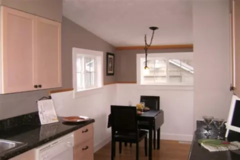 317 E 26th Ave, Spokane, WA 99203 photo 4