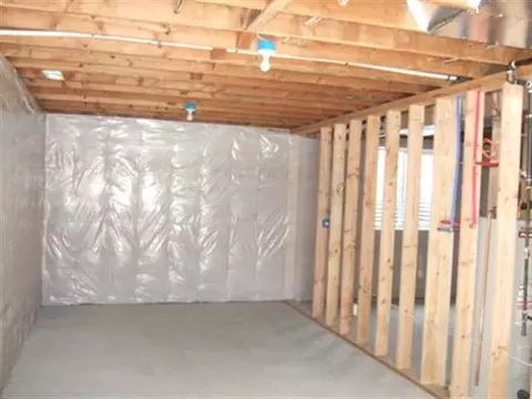 623 E Broad Ave, Spokane, WA 99207 photo 6