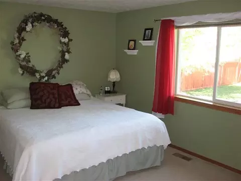 5017 E Cargill Ln, Colbert, WA 99005 photo 8