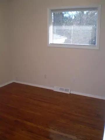 1307 S Crestline St, Spokane, WA 99202 photo 5