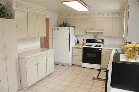 12610 E Skyview Ave, Spokane Valley, WA 99216 photo 2