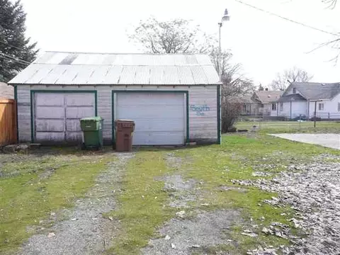 2103 E Sharp Ave, Spokane, WA 99202 photo 9