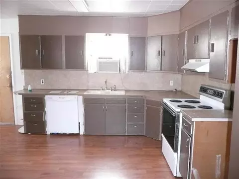 2103 E Sharp Ave, Spokane, WA 99202 photo 3